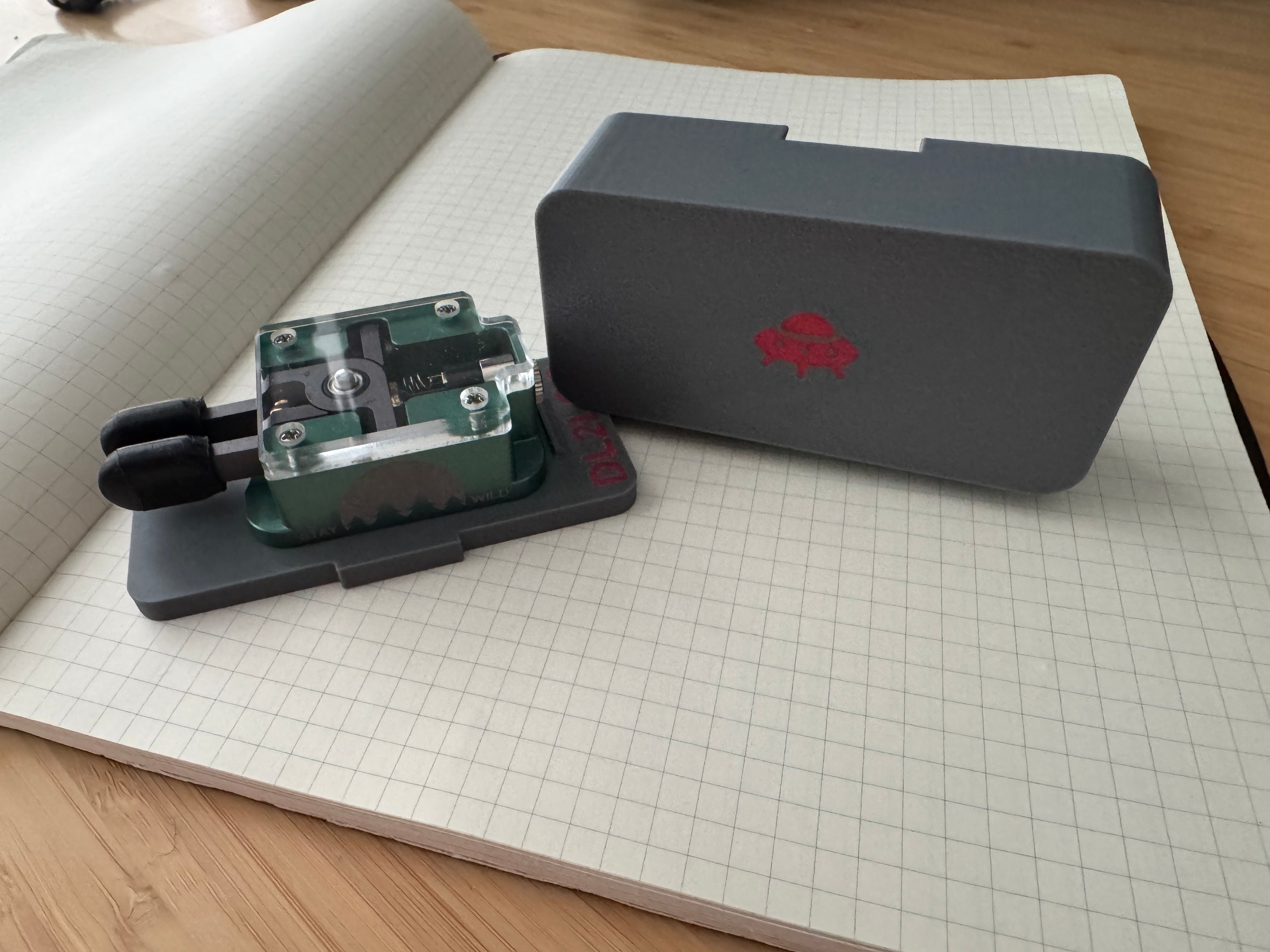 Magnetic Case for the BaMaKeY TP-III Paddle